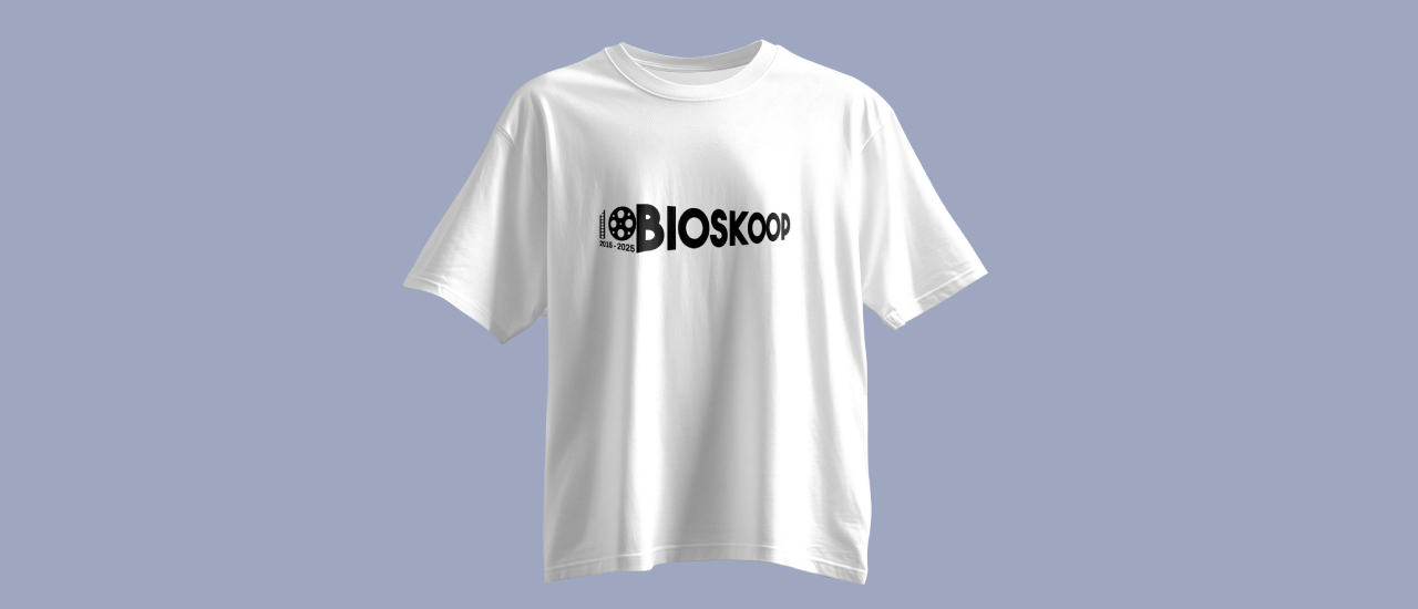 Oversized T-shirt White with Bioskoop 10 Logo Widescreen